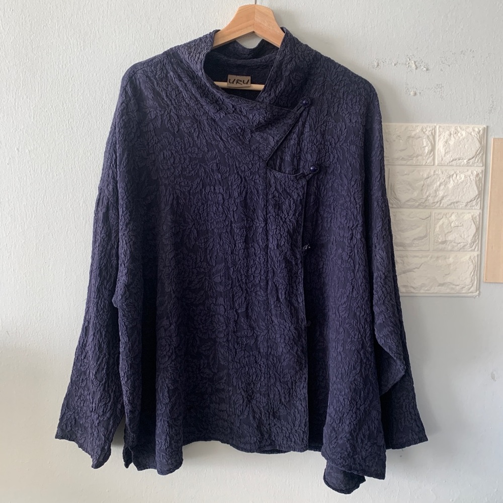 Uru wearable art silk top, m/l